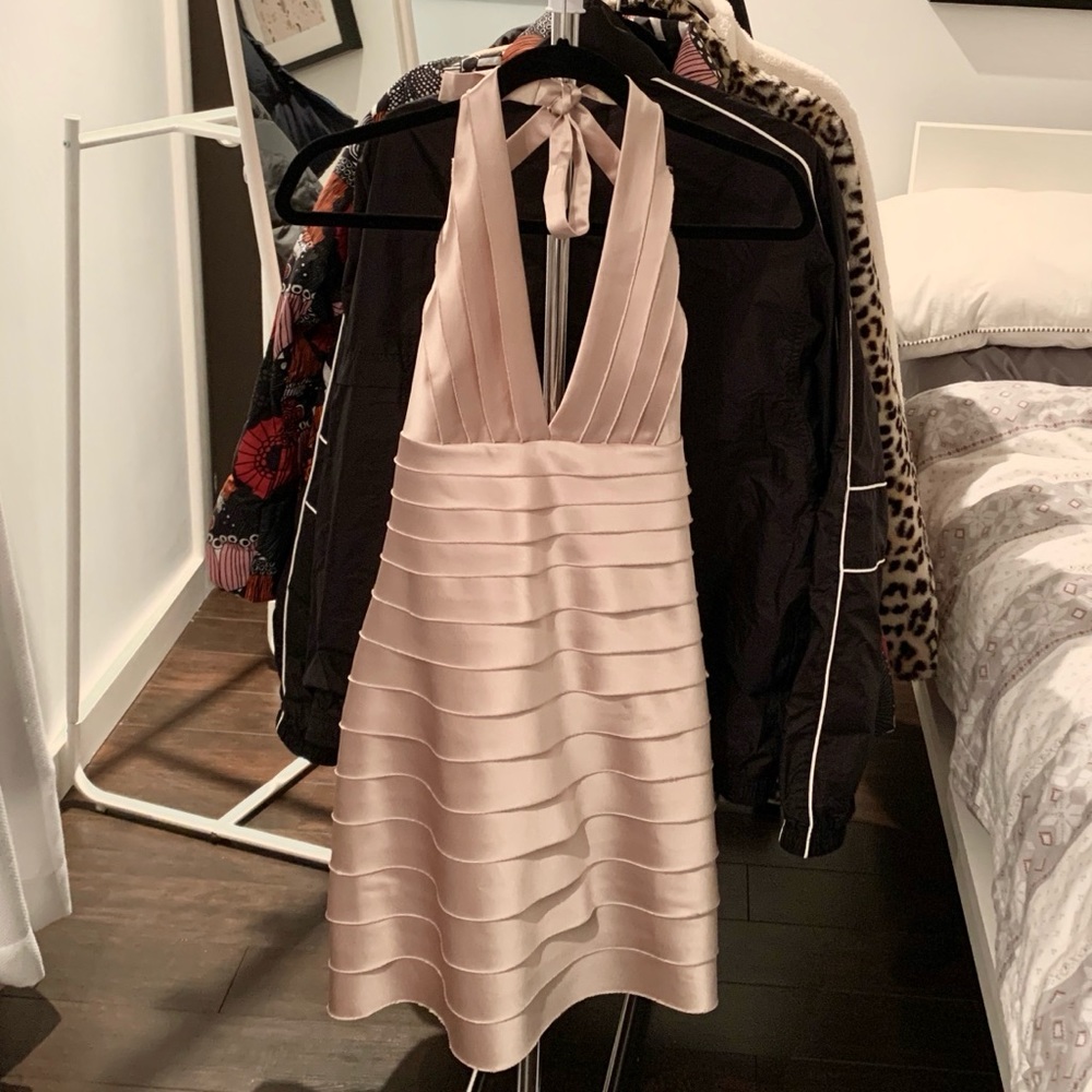 *BCBGMAXAZRIA DRESS*